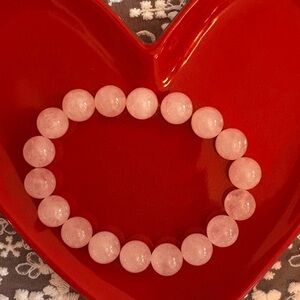 Enhance your style with this elegant-Rose Quartz Beaded Bracelet